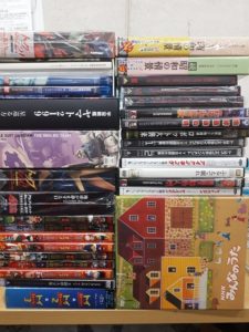 特撮やアニメのDVD、本、CDなど約500点程、買い受けました。